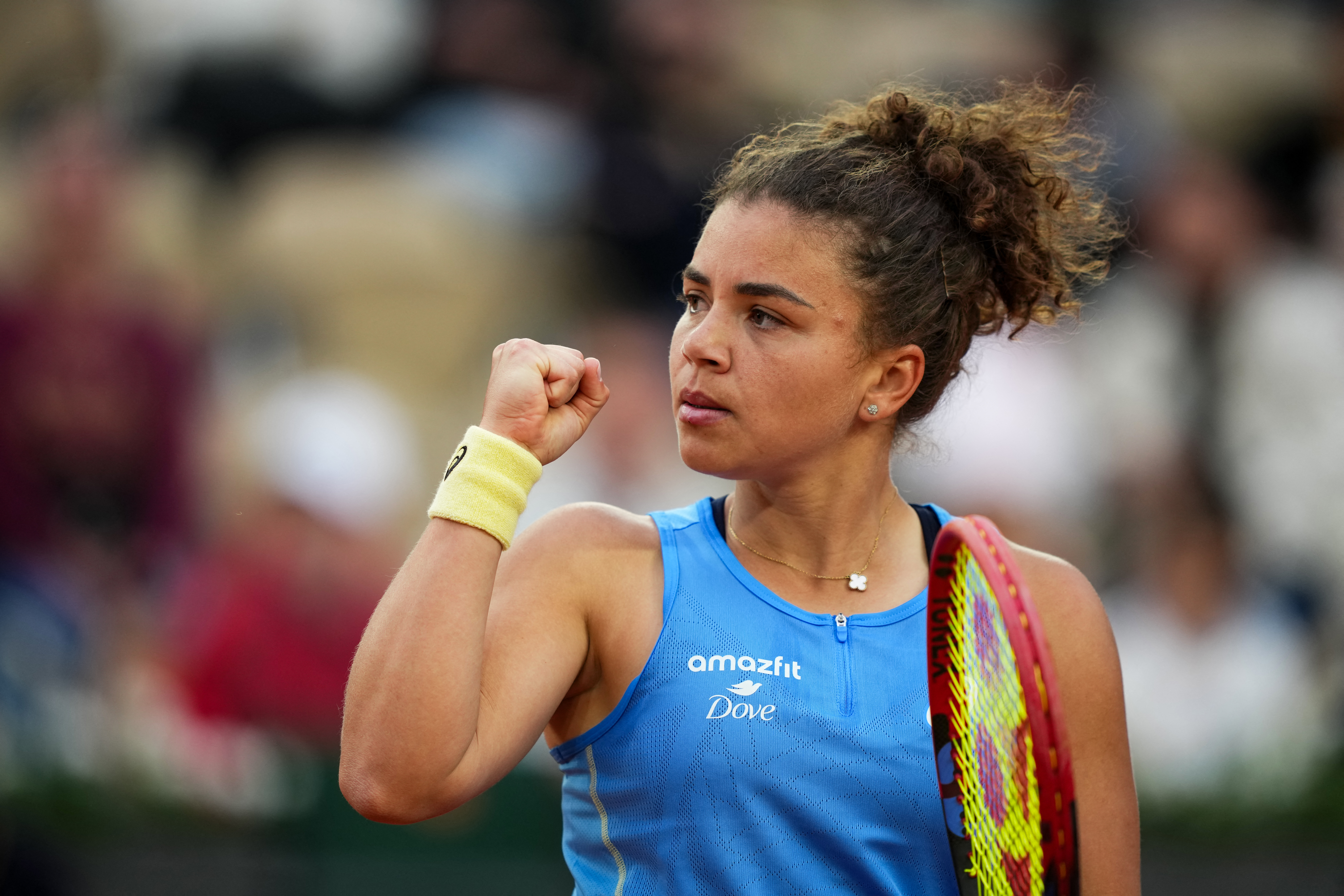 Paolini survives Yuan challenge at Roland Garros, wins seventh straight match