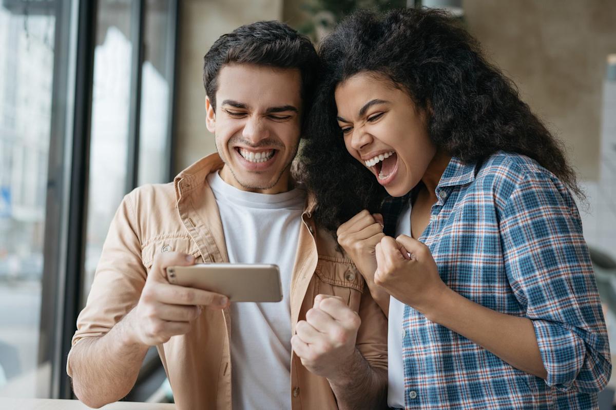 3 Best Growth Stocks to Buy in June