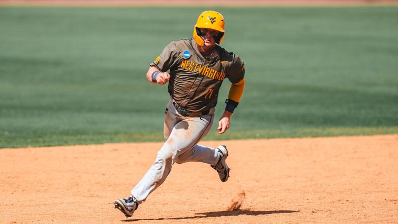 Mountaineers Drop Game 1 of Super Regional to LSU